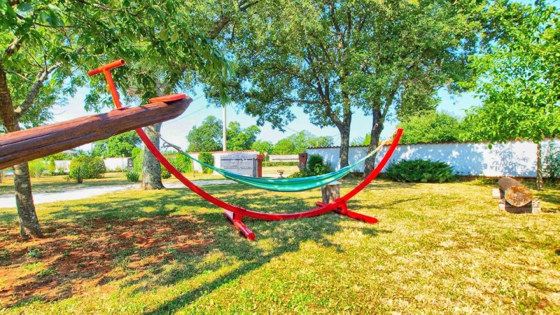 Ferienhaus Mit Privatpool Fuer 6 Personen Ca 100 Qm In Hreljici, Istrien Bucht Von Rasa 0*, Hreljici Croatia